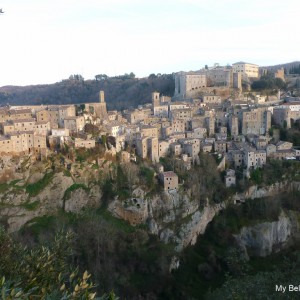 Pitigliano Etruscan Pathways