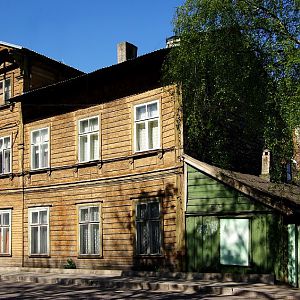 Kadriorg Staff House