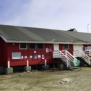 Kulusuk Post Office And Store