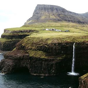 V8 Gásadalur