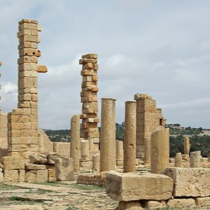Sufetula