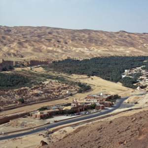 Tamerza, with the hotel, old and new town as seen from the ridge