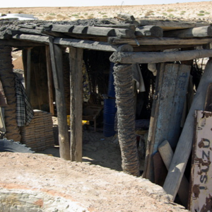 Traditional brick works, Nefta