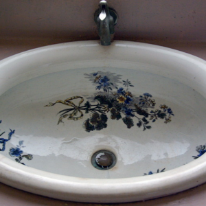 Lézard Rouge, wash basinin Bey's carriage
