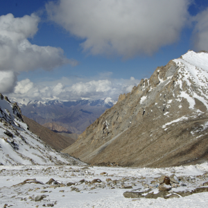 Dropping down from ChangLa in the way to Pangong Lake