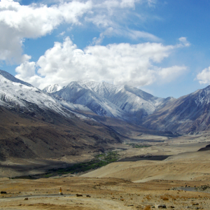 Dropping down from ChangLa in the way to Pangong Lake