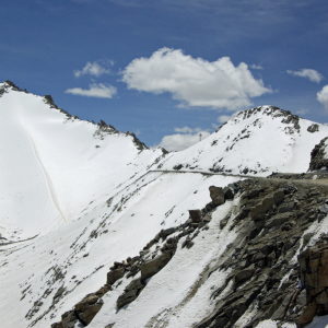 Approaching the summit at KhardungLa