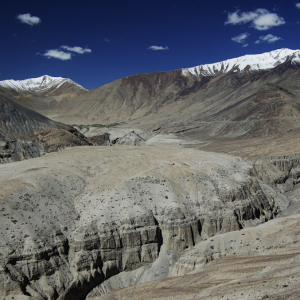 Gorge scenery after Khardung