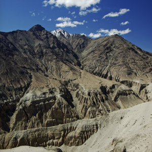 Gorge scenery after Khardung