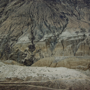 Gorge scenery after Khardung