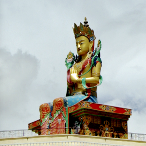 Maitreya Buddha, Diskit