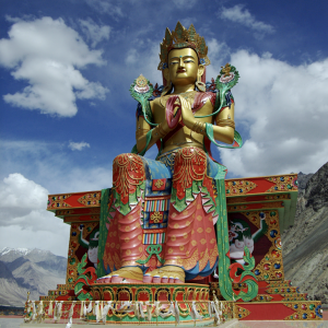 Maitreya Buddha, Diskit