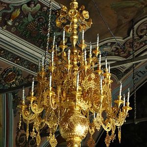 Trinity St Sergius Monastery, Refectory chandelier