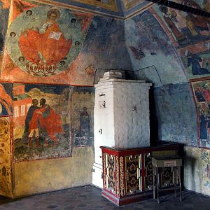 Yaroslavl, Church of Elijah the Prophet, Chapel of the Intercession - stove