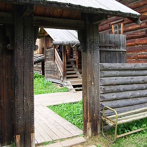 Kostroma, Museum of Wooden Architecture, home of middle class peasant