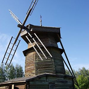 Suzdal Museum of Wooden Architecture and Everyday Life of Peasants - windmill