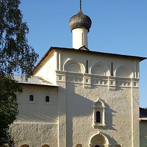 Suzdal, St Euthymius Monastery of Our Saviour - Church of St Nicholas and the hospital block