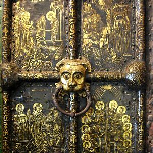 Suzdal Kremlin, Cathedral of the Nativity of the Mother of God - Golden Gate detail