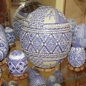 Painted Egg Museum, Vama