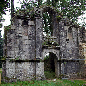 Abbaye de St Maurice, west end of church