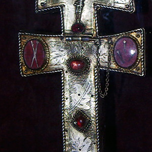 Chapelle de la Vraie Croix - replica cross