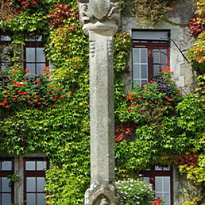 Rochefort-en-Terre calvary