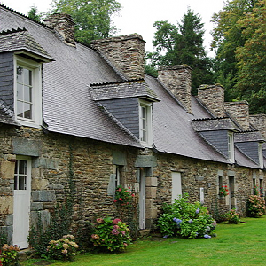Les Forges des Salles, iron workers cottages