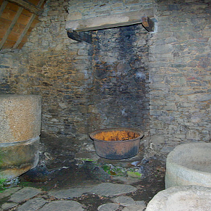 Kanndi du Fers, Ste Brigitte - vats for bleaching flax fibres