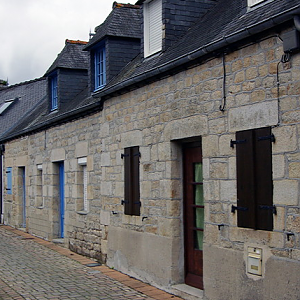 Guerlesquin workers' cottages