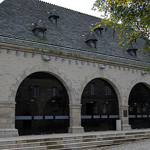 Guerlesquin, Les Halles
