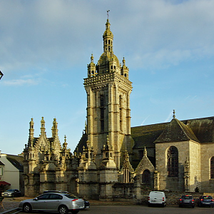 St Thégonnec parish close