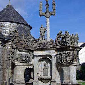 Guimiliau church, calvary