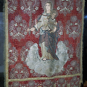 Lampaul-Guimiliau church, processional banner