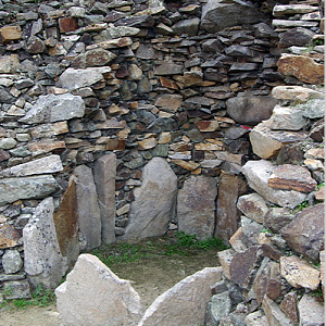 Cairn de Barnenez, burial chamber
