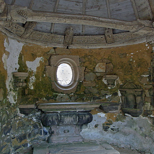 St Jean du Doigt oratory