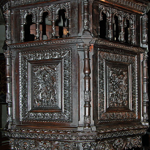 Commana church, pulpit