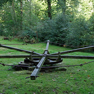 Moulins de Kerouat, horse powered threshing machine