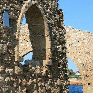 lido avola tonnara archi.jpg