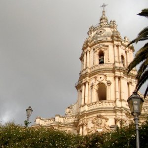 modica s. giorgio.jpg