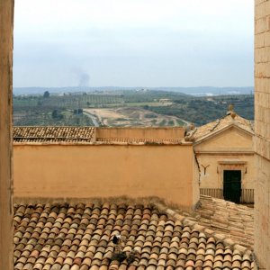 Noto rooftops.jpg