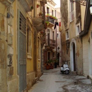 ortigia street.jpg