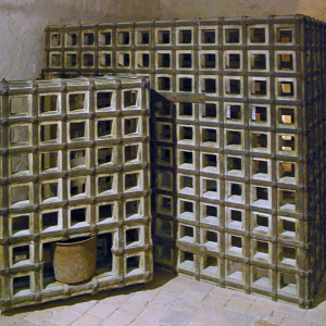 Loches Donjon , iron cage