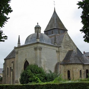 Azay-le-Rideau, Église St Symphorien.png