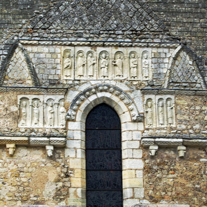 Azay-le-Rideau, Église St Symphorien - west door.png