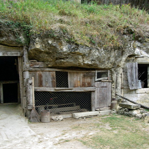 La Vallée Troglodytique des Goupillieres - farm.png