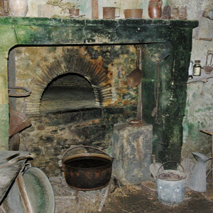 La Vallée Troglodytique des Goupillieres - oven.png