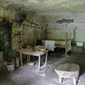 La Vallée Troglodytique des Goupillieres -  living area.png