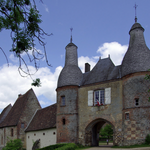 Commanderie d’Arville, gatehouse.png