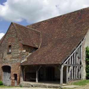 Commanderie d’Arville, barn.png