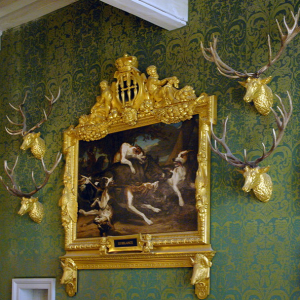 Château de Chambord - hunting room.png